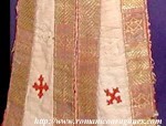 ¿ Sabias que…?. Las infulas van detrás de la mitra del obispo.