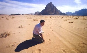 Tras las huellas de Jesús 3: Un discípulo misionero no debe olvidar ser santo. Audio mp3