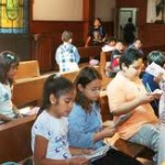 Unidos oremos por todas las Catequistas que inician curso de preparación para Confirmación y Primera Comunión, así como por todos los niños para que nuestro Padre les bendiga.