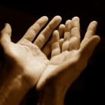 Oremos unidos por la salud de nuestra querida hermana Ana Bertha Carpio quien se encuentra grave así como por todos los que se encomiendan a nuestra oración.