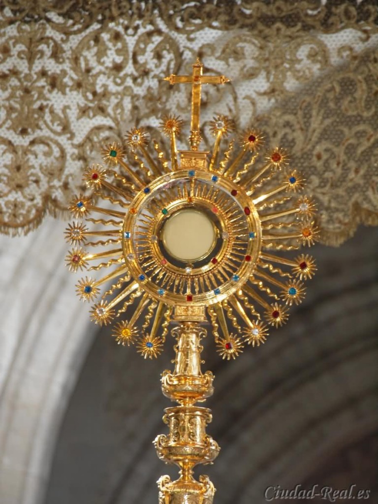 Acto de Esperanza al Santísimo Sacramento del Altar. Oración