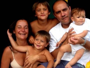 La predicación de la semana: El compromiso en la familia. Padre Refugio Cortéz Macías. Audio mp3