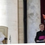 Da inicio el año de la fe: La arquidiócesis de León festeja en el templo del Expiatorio.