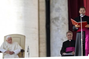Da inicio el año de la fe: La arquidiócesis de León festeja en el templo del Expiatorio.
