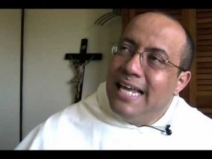 La predicación de la semana: Aprender a interceder en la escuela de María. Fray Nelson Medina.Audio mp3