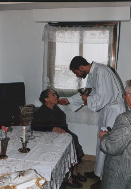 Oración del  enfermo. Ante el enorme deseo de recibir a Jesús Eucaristía...