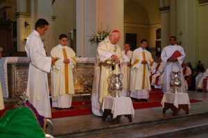 Semana santa y días santos: Misa crismal. Audio mp3