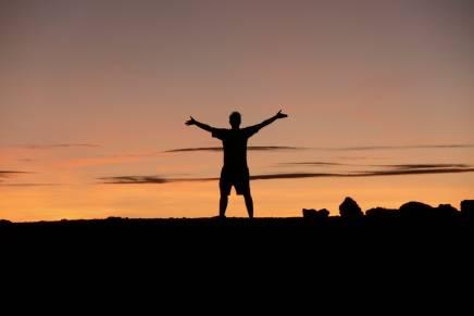 Oración por mis hermanos.  Oración de aquel que viviendo lejos de su  tierra  añora estar con su familia.