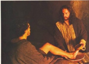 Jueves santo: Lavatorio de los pies la gran experiemcia del servicio. Audio mp3