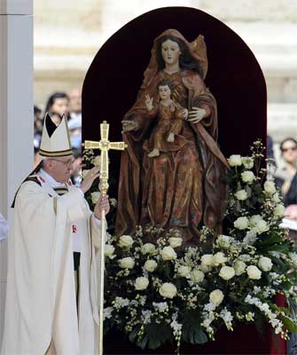 Consagración del Mundo a María Santísima.                    13 de Octubre 2013