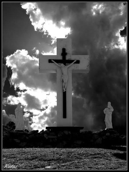 Que la Luz divina, entre a nuestro hogar…