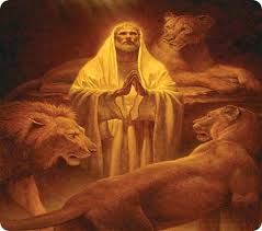 (Salmo) Daniel 3. Miércoles 9 de Abril de 2014.