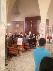 Gran despedida  para el Padre Ismael Hernández Ramírez por los grupos apostólicos.