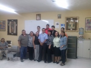 La escuela San Bernabé entrega diplomas a agentes de pastoral.