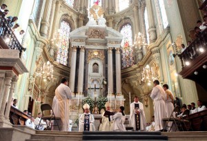 Jesús fortalece  a su sacerdocio: dos Diáconos más.