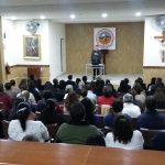 La voz que proclama que Jesús llega Mc 1,1-8.