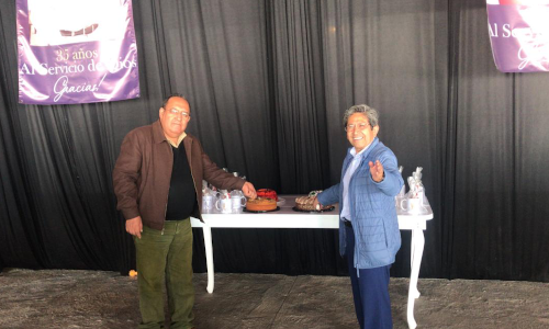 El sacerdocio es alegría para la iglesia. Casa blanca