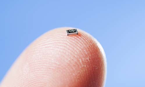 Covid 19 y los chips de localización personal.